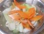 西芹百合炒虾仁的做法图解3
