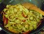 孜然炒面筋的做法图解5