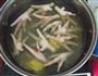 莲生凤爪汤的做法图解1