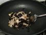 洋葱木耳炒五花肉的做法图解5