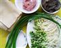 锦带芽菜卷的做法图解1