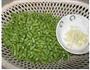 榄菜肉末豆角粒的做法图解1