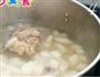 白萝卜煲猪骨汤的做法图解4