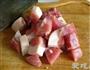茄子粉皮炖五花肉的做法图解1