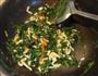 韭菜炒花生素肉的做法图解9