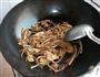 茶树菇烧木耳的做法图解5