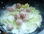番茄白菜炖肉丸的做法图解6