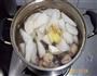 蒜香萝卜鸡骨汤的做法图解7