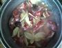 五香排骨煲的做法图解1