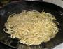 蛋酥炒面的做法图解9