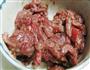 牛肉炒萝卜丝的做法图解2