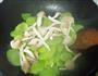 莴笋炒平菇的做法图解7