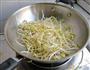 香菇鳕鱼豆芽汤的做法图解4