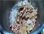 莲藕花生墨鱼干粥的做法图解4