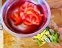 番茄蘑菇鸡蛋面的做法图解3