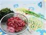 雪菜毛豆肉丝的做法图解1