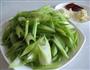 凉拌西芹的做法图解1