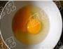 微波牛奶炖蛋的做法图解2