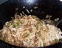 炒面条的做法图解9