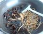 花菜木耳炒香肠的做法图解4