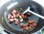 花菜木耳炒香肠的做法图解6