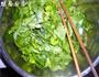 蒸芹菜叶的做法图解2