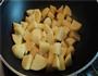 三巴酱焖土豆的做法图解2