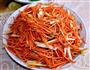 凉拌胡萝卜丝的做法图解5