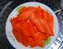 胡萝卜炒腊肉的做法图解1