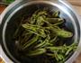 香煎香椿芽鱼的做法图解3