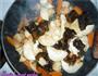 木耳蟹柳炒鲍菇的做法图解4
