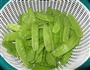 火腿炒荷兰豆的做法图解3