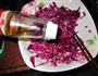 凉拌紫甘蓝的做法图解5