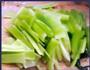 莴笋小炒烧肉片的做法图解2
