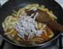 鲜菇肉丝茄汁面的做法图解10