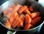 排骨冬菇焖红萝卜的做法图解8