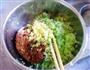 芹菜猪肉水饺的做法图解5