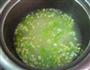 姜丝芹菜粥的做法图解3