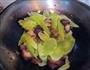 莴笋回锅肉的做法图解5