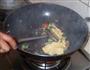 木耳鸡蛋炒黄瓜的做法图解6