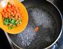 三色虾仁的做法图解5