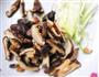 香菇炒鸡胗的做法图解1