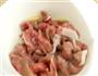 蒜苔炒牛柳的做法图解1