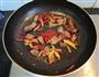 豆角炒腊肉的做法图解4