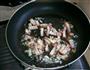 西芹炒烧肉的做法图解3