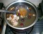 木耳花生猪骨汤的做法图解7