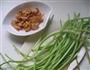 开洋拌香芹的做法图解1
