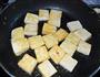 腊肠烧豆腐的做法图解5