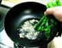 蒜蓉炒芥兰的做法图解5