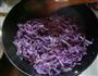 凉拌紫甘蓝的做法图解5